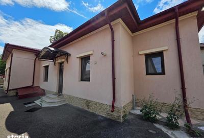 Casă cu 5 camere cu Teren 500 Mp în Central