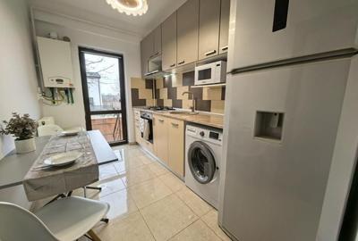 Apartament cu 3 camere decomandat, mobilat în Lunca Cetățuii