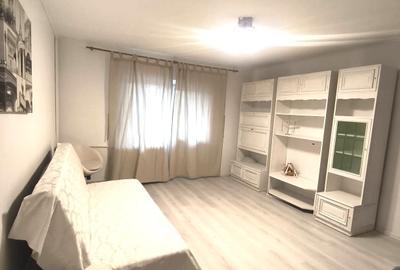 Apartament cu 3 camere decomandat în Vitan - 1