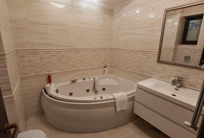 Apartament cu 3 camere decomandat, mobilat în Tomis Plus - 14