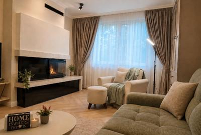 Apartament cu 3 camere decomandat, mobilat în Central