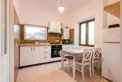 Apartament cu 3 camere, mobilat în Schei - 17