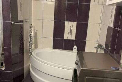 Casă cu 4 camere cu Canalizare în Tătărași