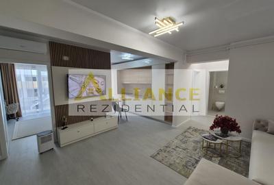Apartament cu 3 camere decomandat în Sud