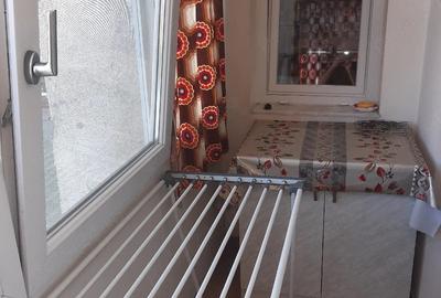 Garsonieră decomandată în Ostroveni