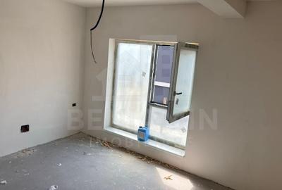 Casă cu 5 camere cu Teren 420 Mp în Central - 7