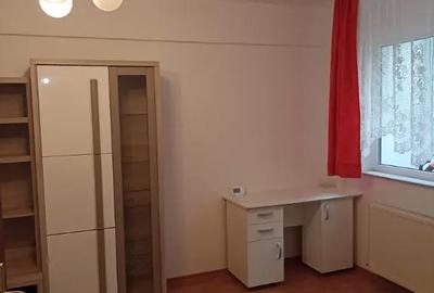 Garsonieră decomandată în Obcini - 8