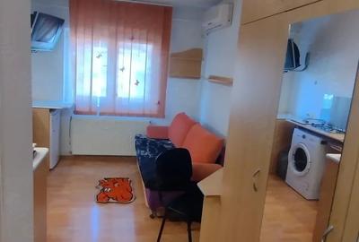 Garsonieră semidecomandată în Rogerius
