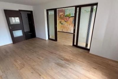 Apartament cu 4 camere decomandat, mobilat în Crângași - 3