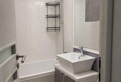 Apartament cu 3 camere semidecomandat în Timpuri Noi