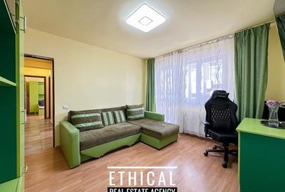Apartament cu 2 camere decomandat, mobilat în Central