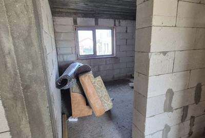 Casă cu 4 camere în Agigea - 11