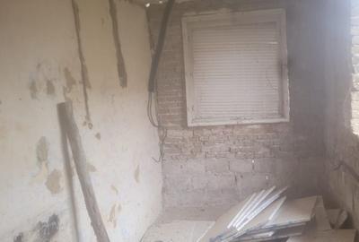 Casă cu 4 camere în Central - 1