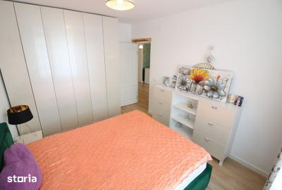 Casă cu 4 camere cu Teren 526 Mp în Central
