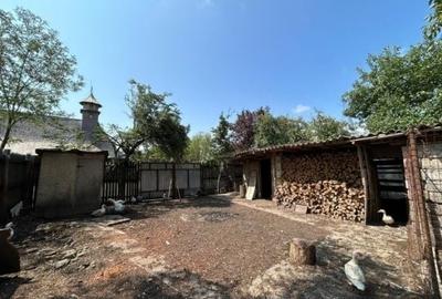 Casă cu 4 camere în Comana