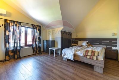 Casă individuală cu 12 camere cu Teren 330 Mp în Brașovul Vechi - 38