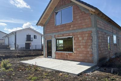 Casă cu 4 camere în Daia - 8