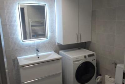 Apartament cu 3 camere semidecomandat în Baciu