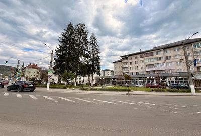 Apartament cu 4 camere decomandat în Vișeu de Sus