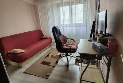 Apartament cu 3 camere decomandat în Central - 3