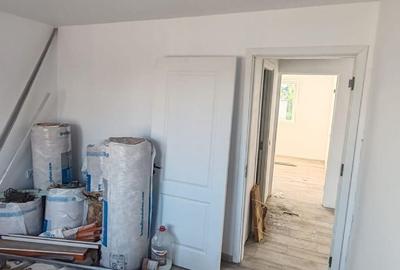 Casă cu 3 camere în Vârteju