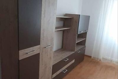 Apartament cu 2 camere decomandat în Micro 14