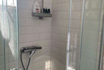 Apartament cu 2 camere nedecomandat, mobilat în Cișmigiu