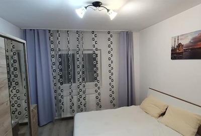 Apartament cu 2 camere decomandat, mobilat în Central