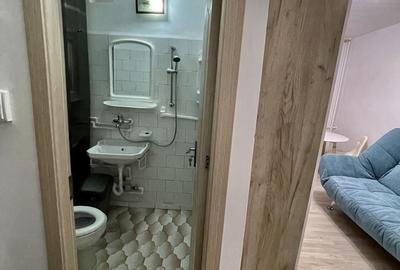 Garsonieră decomandată în Central