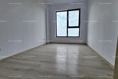 Apartament cu 3 camere decomandat în Central - 1