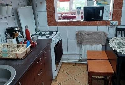 Apartament cu 2 camere decomandat, mobilat în Nicolae Grigorescu