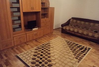 Garsonieră decomandată, mobilată în Unirii