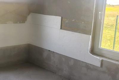 Casă cu Teren 500 Mp în Jucu