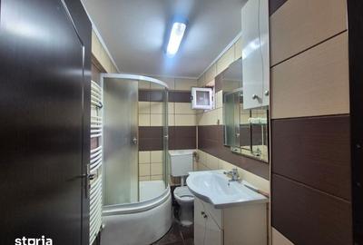 Casă cu 3 camere cu Teren 4820 Mp în Telești - 1
