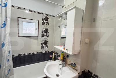 Apartament cu 3 camere semidecomandat în Central