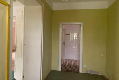 Casă cu 7 camere cu Teren 638 Mp în Bălcescu - 3