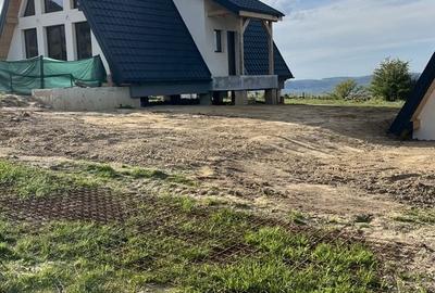 Casă cu 4 camere cu Canalizare în Central - 7