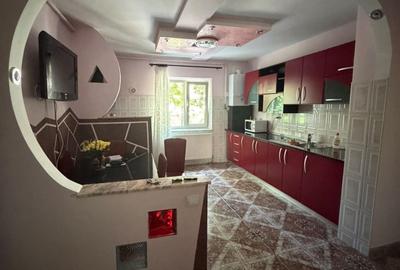 Apartament cu 2 camere decomandat în Republicii