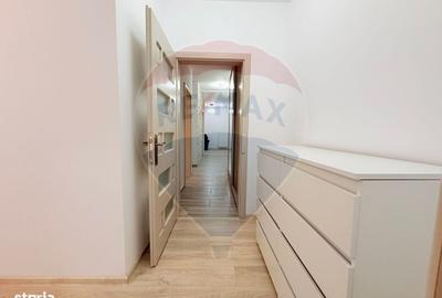 Apartament cu 3 camere decomandat în Roșu - 14