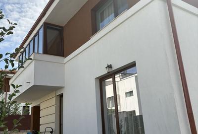 Casă cu 4 camere cu Teren 342 Mp în Florești