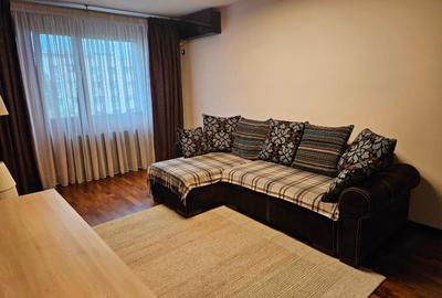 Apartament cu 3 camere decomandat, mobilat în Dristor