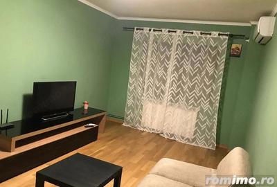 Garsonieră decomandată în Girocului