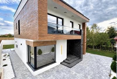 Casă cu 5 camere cu Teren 540 Mp în Corbeanca