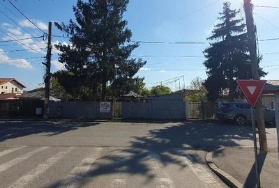 Casă cu Teren 435 Mp în Andronache
