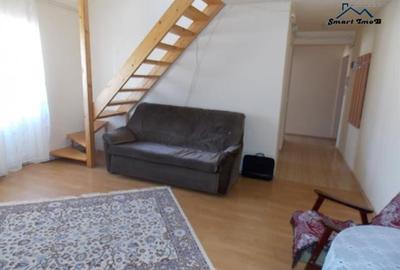 Apartament cu 5 camere semidecomandat în Vasile Aaron