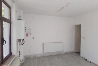 Spațiu comercial, de 30,000 mp, în Central - 1