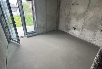 Casă cu 4 camere cu Teren 400 Mp în Clinceni