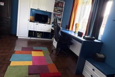 Casă cu 4 camere cu Teren 800 Mp în Central - 3
