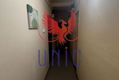 Birou, de 14 mp, în Central - 4