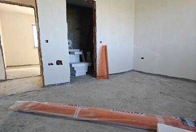 Casă cu 4 camere cu Teren 411 Mp în Clinceni